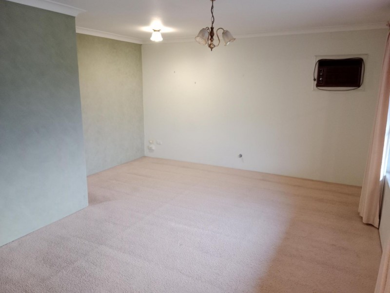 9 Kemmish Avenue, Parmelia WA 6167