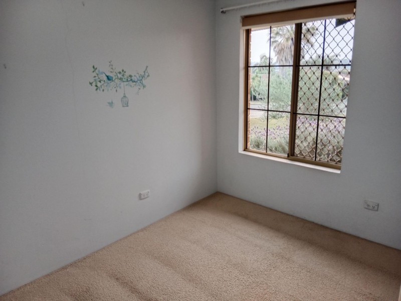 9 Kemmish Avenue, Parmelia WA 6167