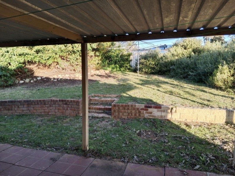 9 Kemmish Avenue, Parmelia WA 6167