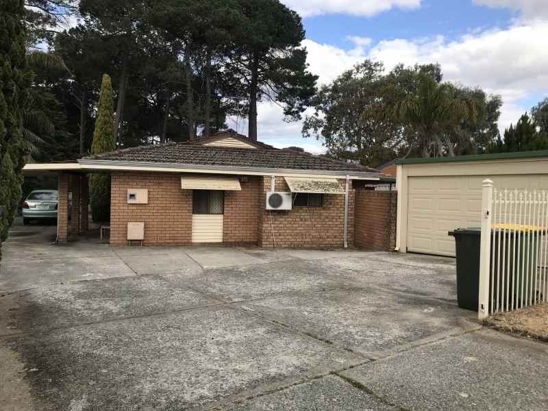 81 Walanna drive, Karawara WA 6152
