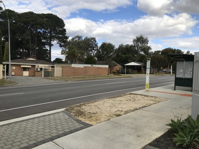 81 Walanna drive, Karawara WA 6152