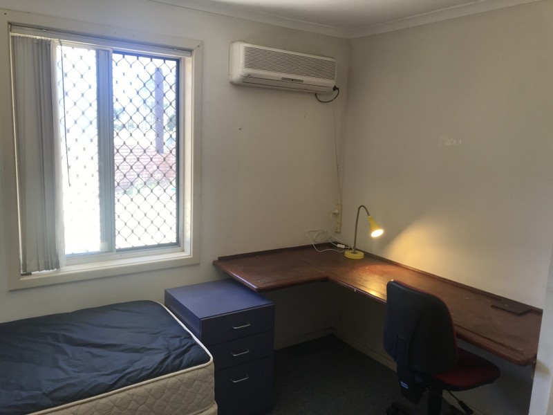 81 Walanna drive, Karawara WA 6152