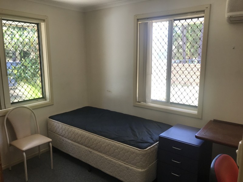 81 Walanna drive, Karawara WA 6152