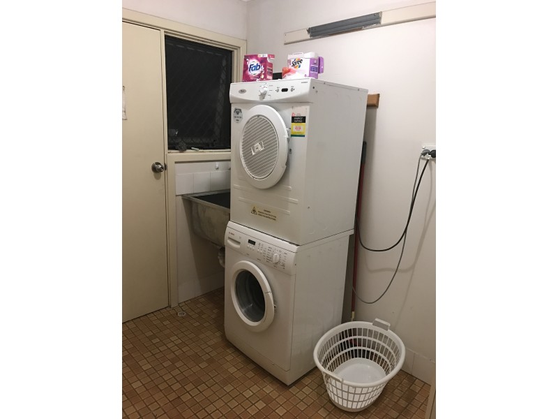 81 Walanna drive, Karawara WA 6152