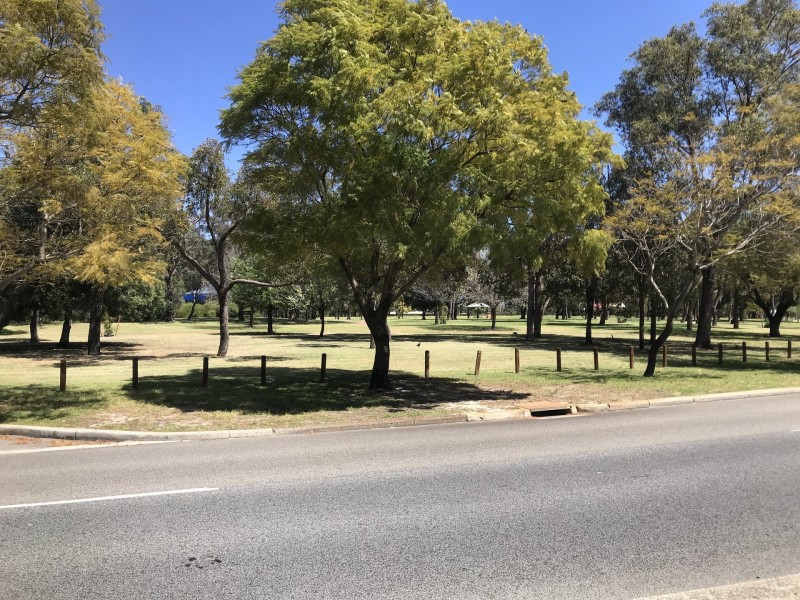 81 Walanna drive, Karawara WA 6152