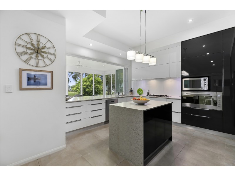 15 Islandview Close, Tinnanbar QLD 4650