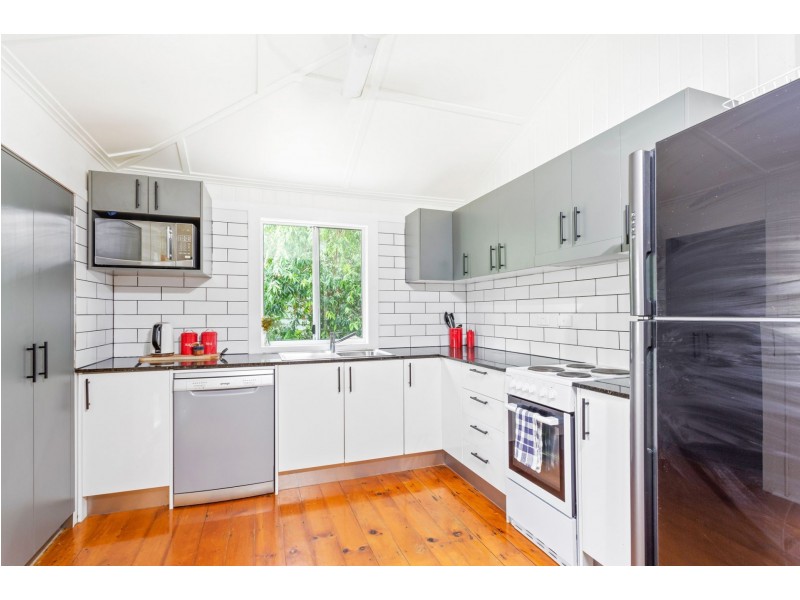 181 Phillips Street, Berserker QLD 4701