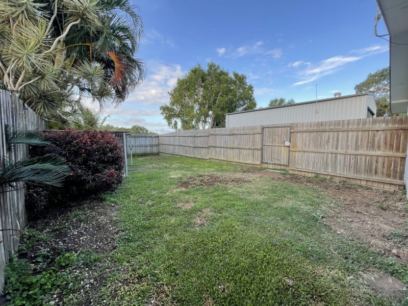 8 Brooksfield Drive, Sarina Beach QLD 4737