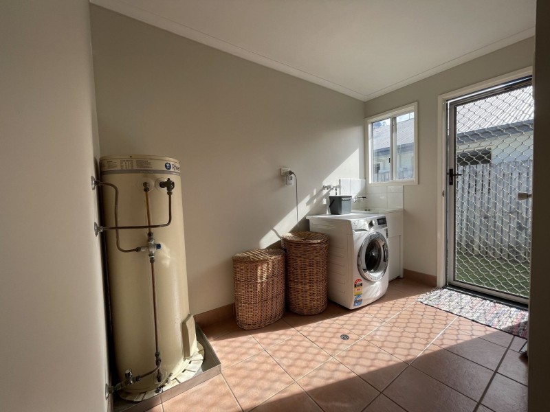 8 Brooksfield Drive, Sarina Beach QLD 4737