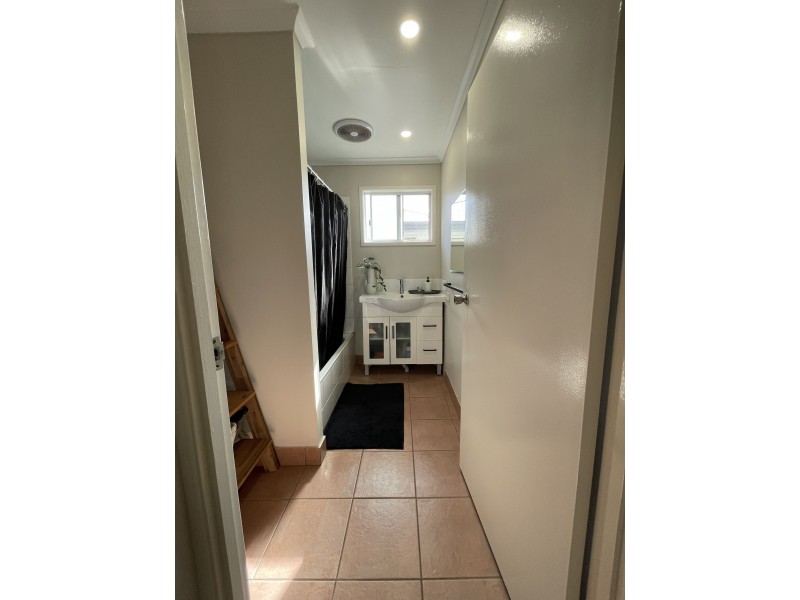 8 Brooksfield Drive, Sarina Beach QLD 4737