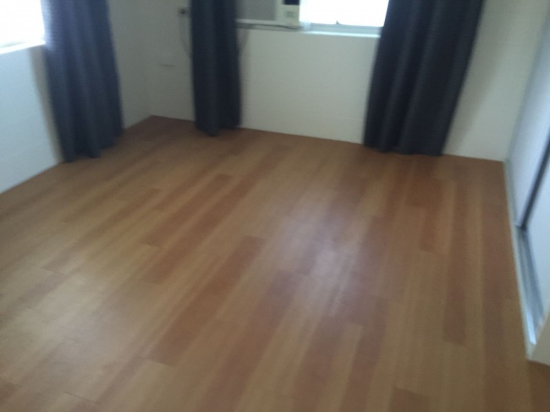 DUPLEX 1 & 2/32 Mahogany St, Manoora QLD 4870