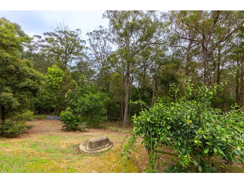 24 Westrops Road, Coolagolite NSW 2550