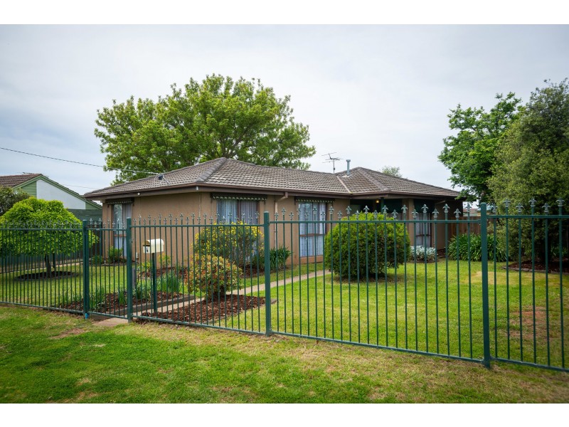 4 Hodgson Street, Bacchus Marsh VIC 3340