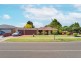 6 Axminster Drive, Craigieburn VIC 3064
