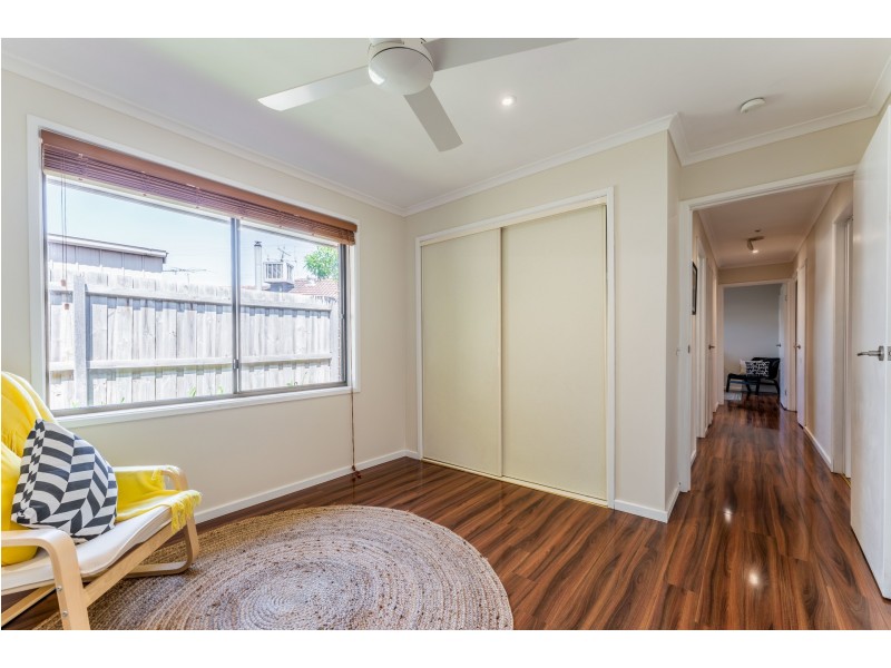 6 Axminster Drive, Craigieburn VIC 3064