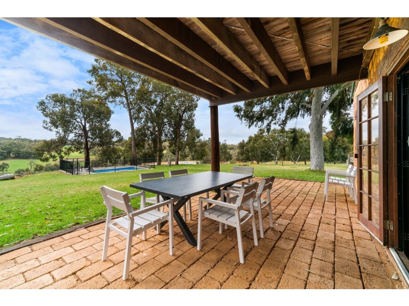 1681 Toodyay road, Gidgegannup WA 6083