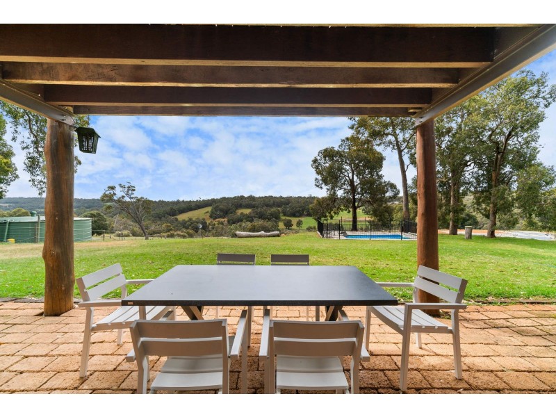 1681 Toodyay road, Gidgegannup WA 6083