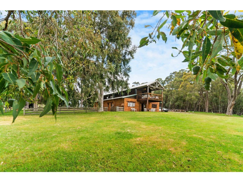 1681 Toodyay road, Gidgegannup WA 6083