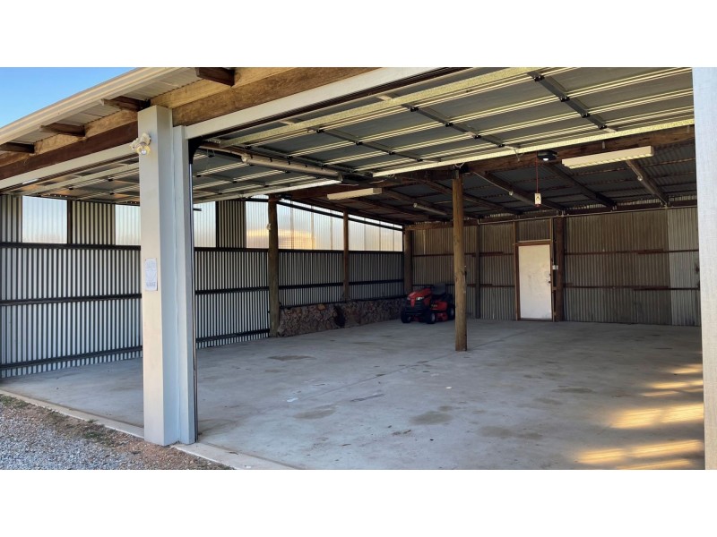 1681 Toodyay road, Gidgegannup WA 6083