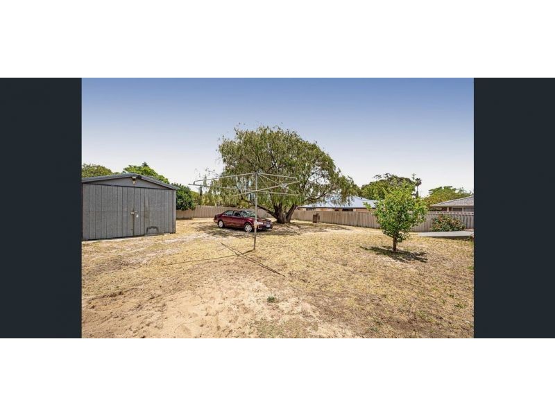 69 Railway Avenue, Kelmscott WA 6111