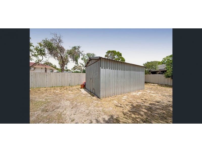 69 Railway Avenue, Kelmscott WA 6111