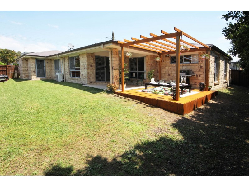 67 Hindes Street, Lota QLD 4179