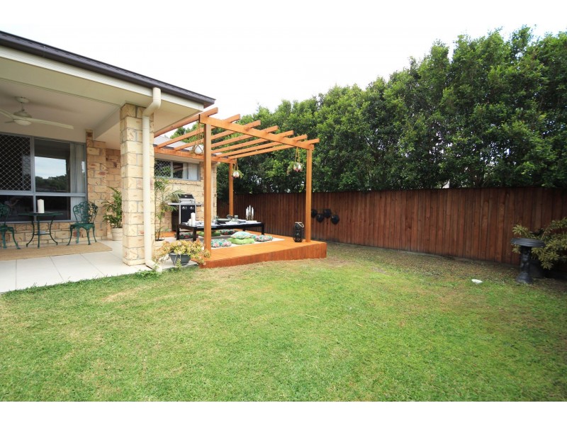 67 Hindes Street, Lota QLD 4179