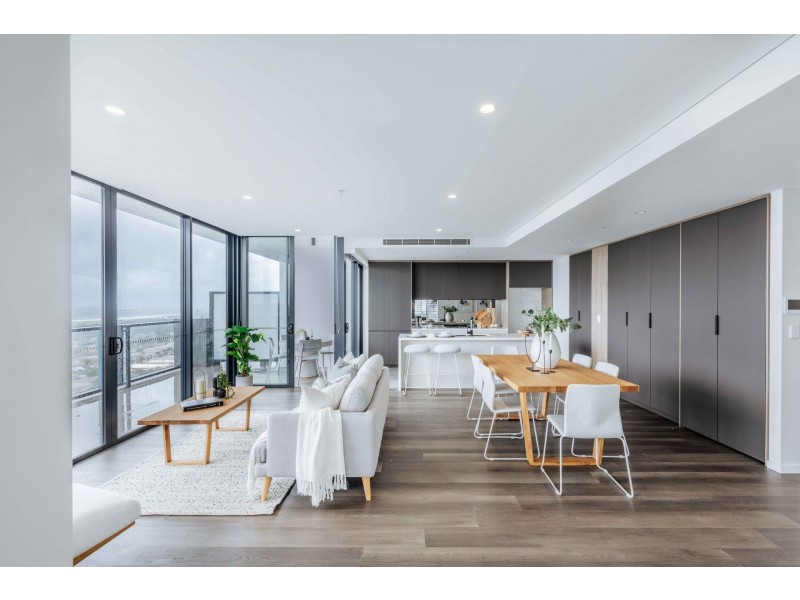 1702/38 Atchison Street, Wollongong NSW 2500