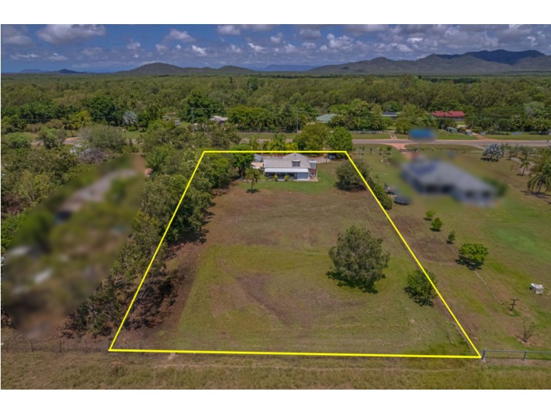 321 Forestry Rd, Bluewater Park QLD 4818