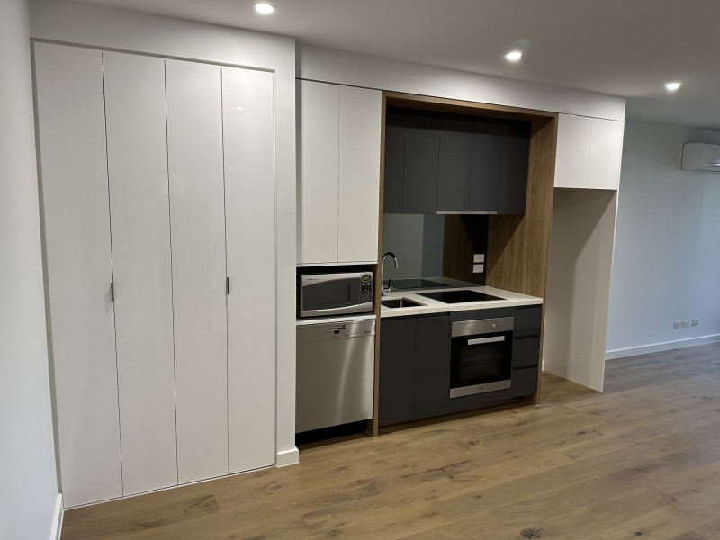 210/59-63 Warrigal Road, Hughesdale VIC 3166