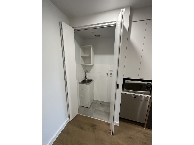 210/59-63 Warrigal Road, Hughesdale VIC 3166