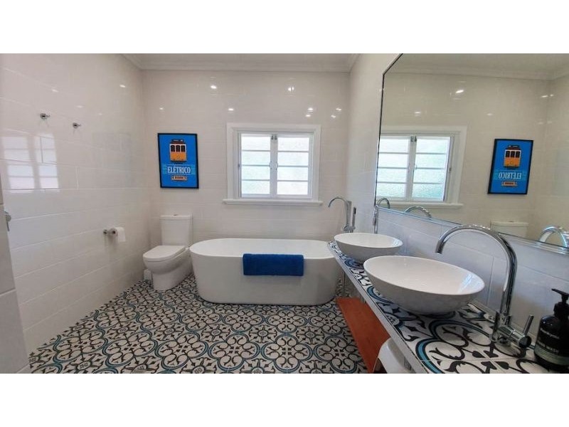 18 Hoare Street, Manunda QLD 4870