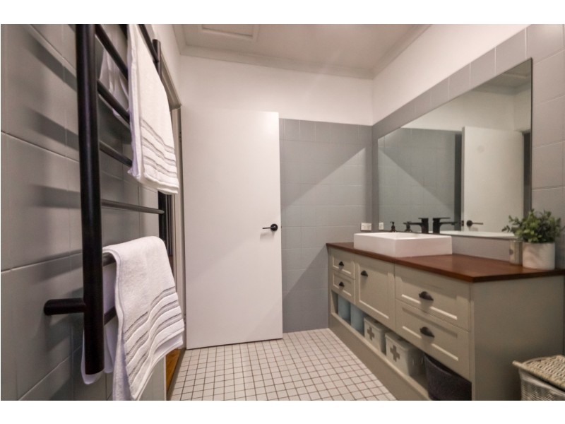 45 Bathurst Drive, Bentley Park QLD 4869