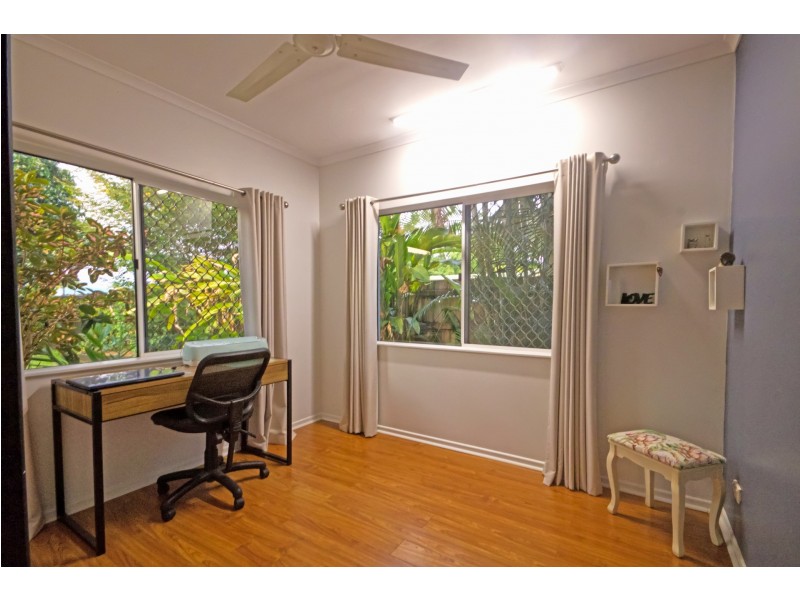 45 Bathurst Drive, Bentley Park QLD 4869