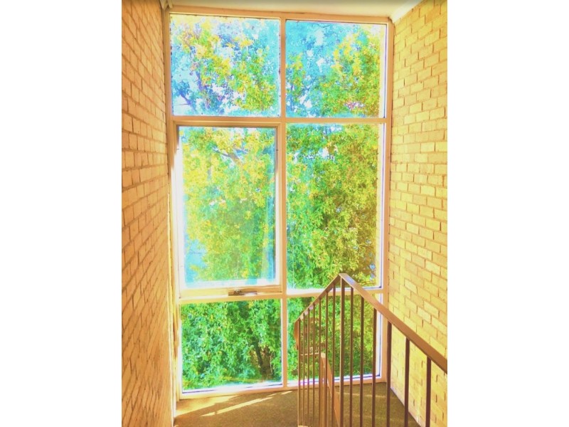 9/15 Beach Avenue, Elwood VIC 3184