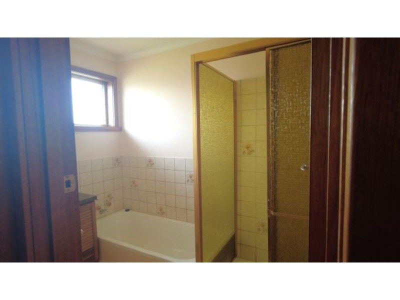 11 Rowland Crescent, Summerhill TAS 7250