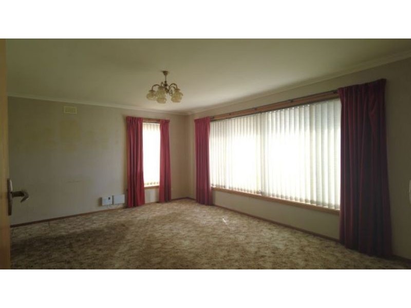 11 Rowland Crescent, Summerhill TAS 7250