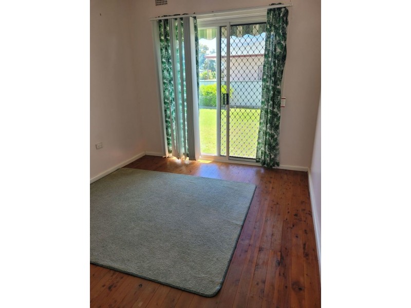 4 Edgeroy Street, South Tamworth NSW 2340