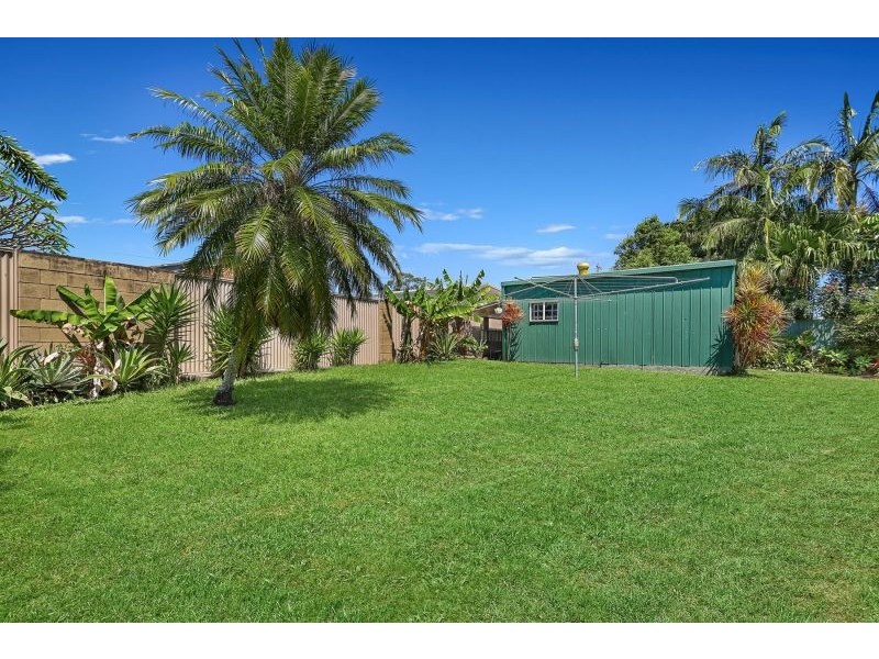 14 Kurrambee Avenue, Ashmore QLD 4214