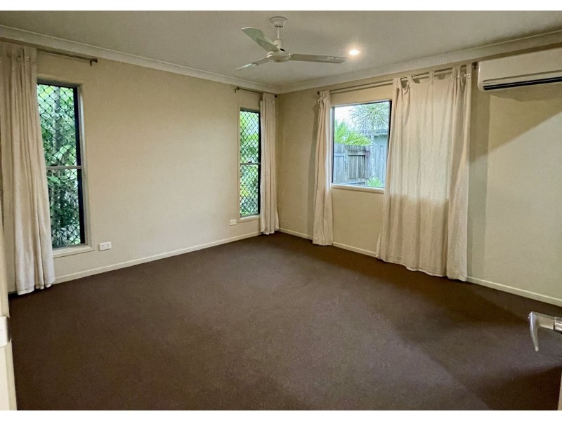 7 Sidon Court, Ooralea QLD 4740