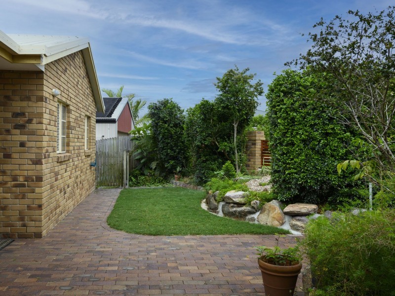 10 Lapage Place, Wishart QLD 4122