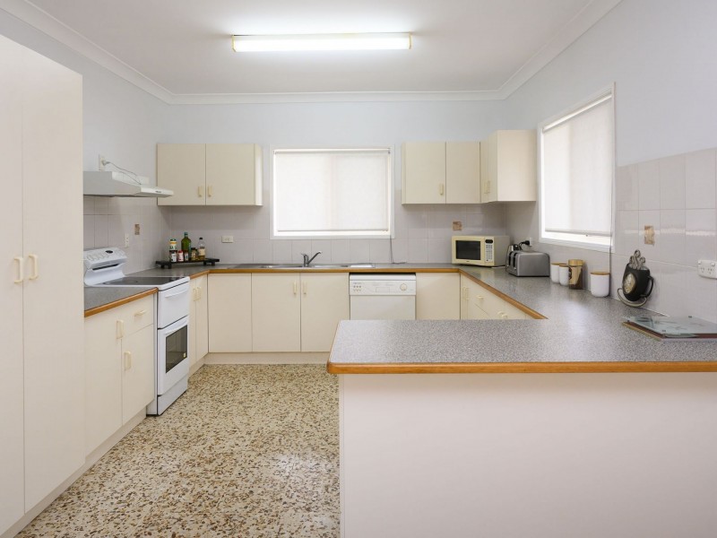 10 Lapage Place, Wishart QLD 4122