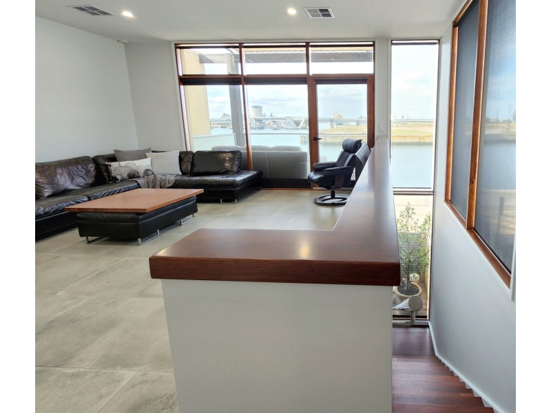 7 Warrawee Dock, Port Adelaide SA 5015