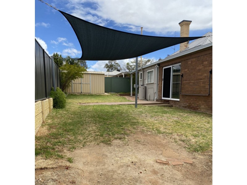 10 Arnold St, Northam WA 6401