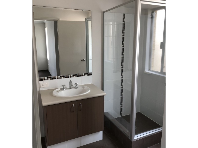 63 Barron turn, South Yunderup WA 6208