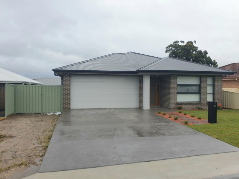 18 Vendetta St, Nowra NSW 2541