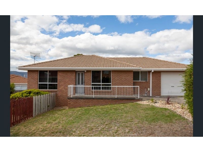 8/6 Peppo Court, Glenorchy TAS 7010