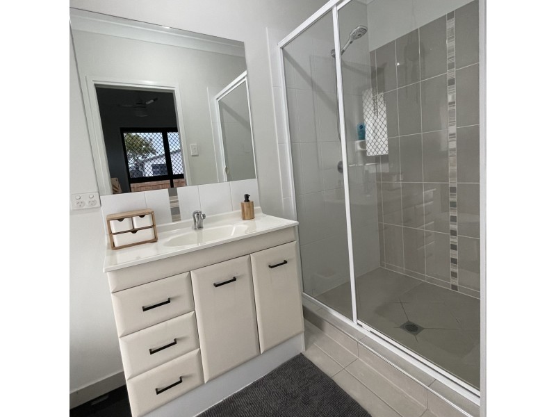 93 McGrath Street, Bakers Creek QLD 4740