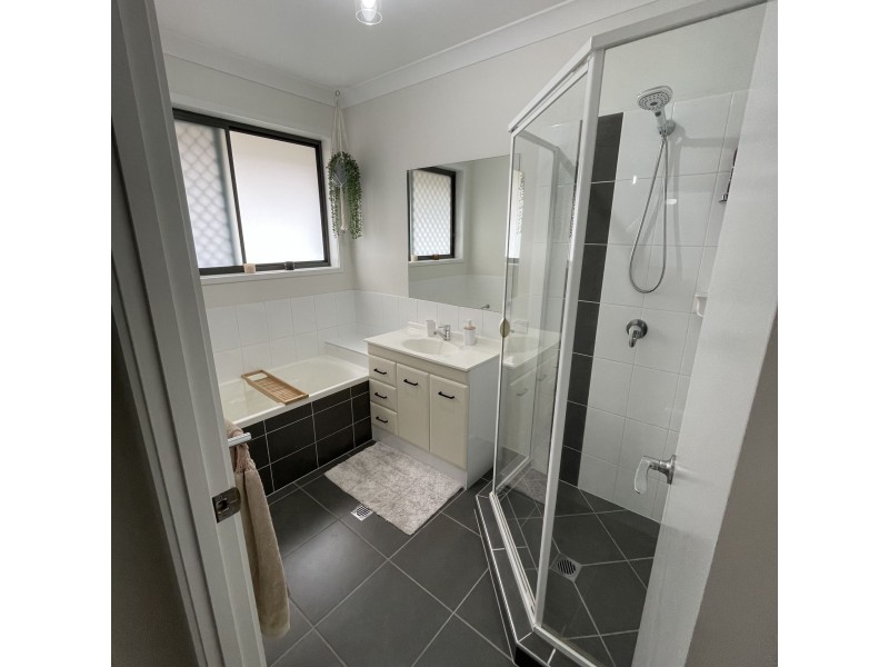 93 McGrath Street, Bakers Creek QLD 4740