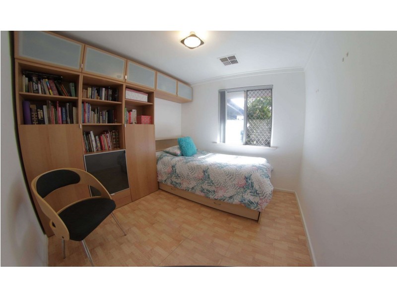 1/12 Chedworth Way, Eden Hill WA 6054